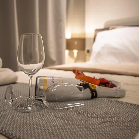 Napa Horizon - Sea Front - Marina Tower 1703 *